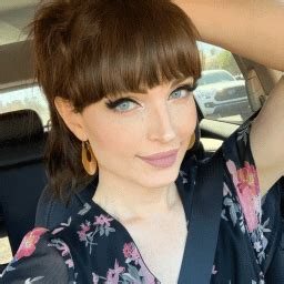 Transgoddesses: Beautiful Trans Women on Reddit.